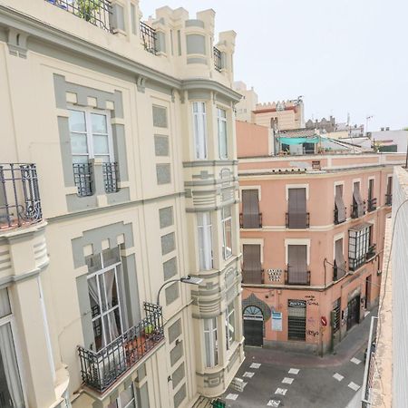 Gavidia Center Premium Suites, Free Parking Seville Exterior photo